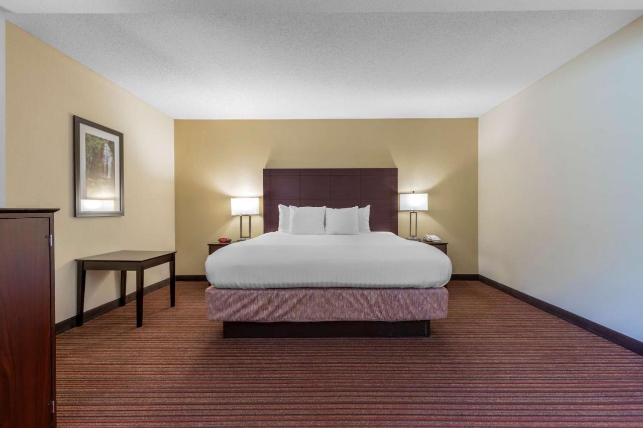 Best Western Seneca-Clemson Luaran gambar
